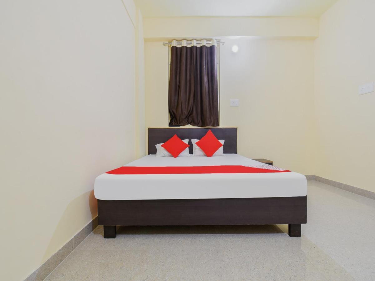 Oyo 84806 Swarna Palace Πάτνα Εξωτερικό φωτογραφία