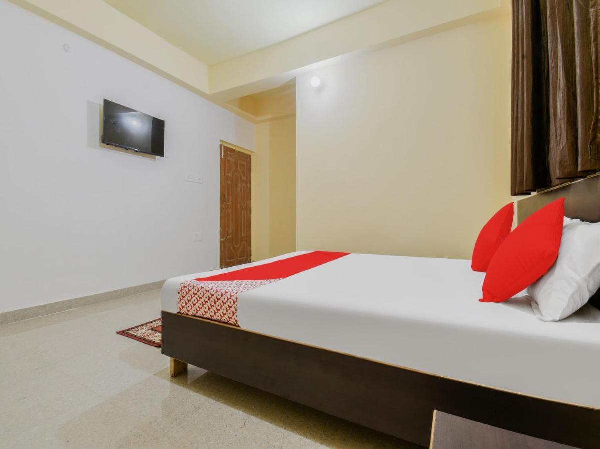 Oyo 84806 Swarna Palace Πάτνα Εξωτερικό φωτογραφία